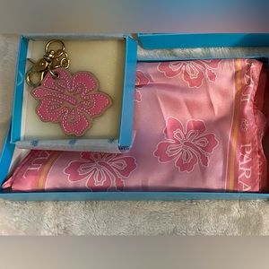 Parazul Hibiscus purse charm and scarf
